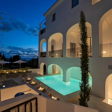 Certosa Boutique Hotel