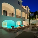 Certosa Boutique 5*