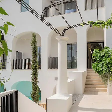 Отель Certosa Boutique